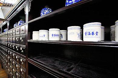 总销量超千万！《严阵以待》主机版销量突破200万份